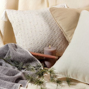 Żakardowa Poszewka Dekoracyjna zdobiona frędzlami - seville - 30x50 krem