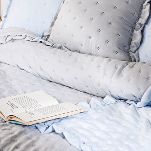 NARZUTA z falbanką - 200x220cm - poszewki Gratis - miękka z wypełnieniem