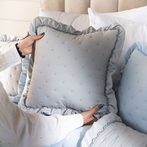 NARZUTA z falbanką - 200x220cm - poszewki Gratis - miękka z wypełnieniem