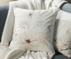 Poszewka Dekoracyjna z lamówką - 45X45 cm - welwet