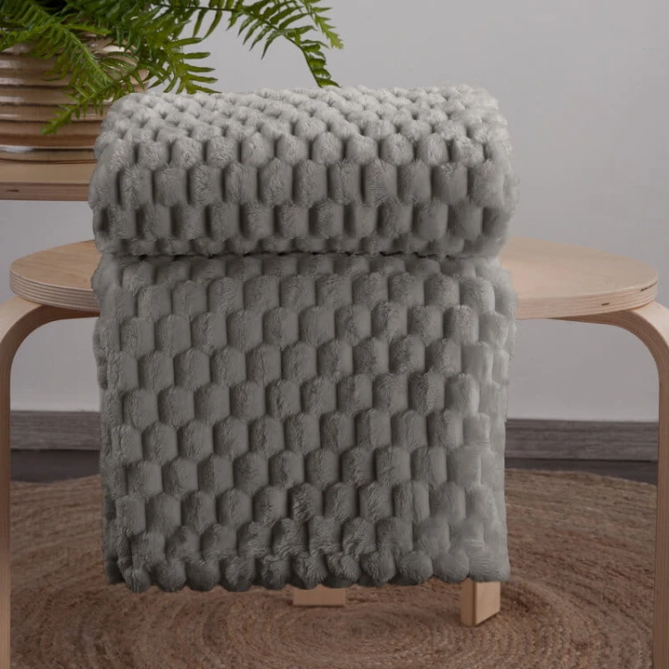 Puszysty Koc CINDY super soft 3D - 150x200 cm mocha