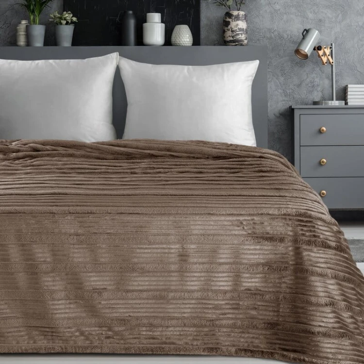 Puszysty Koc 3D super soft - NINA - 150x200 cm ciemny beż