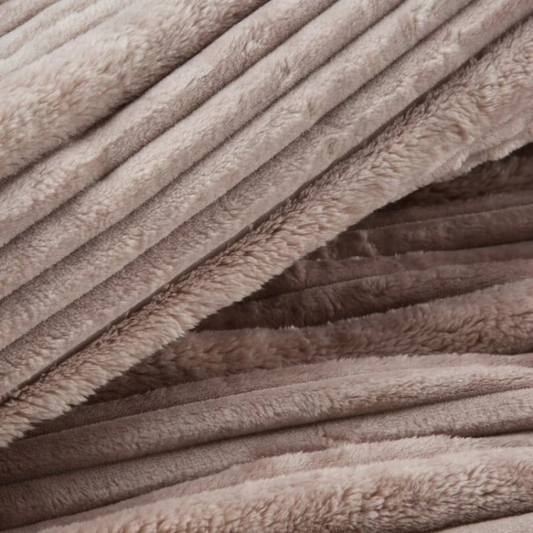 Puszysty Koc 3D super soft - NINA - 150x200 cm pudrowy
