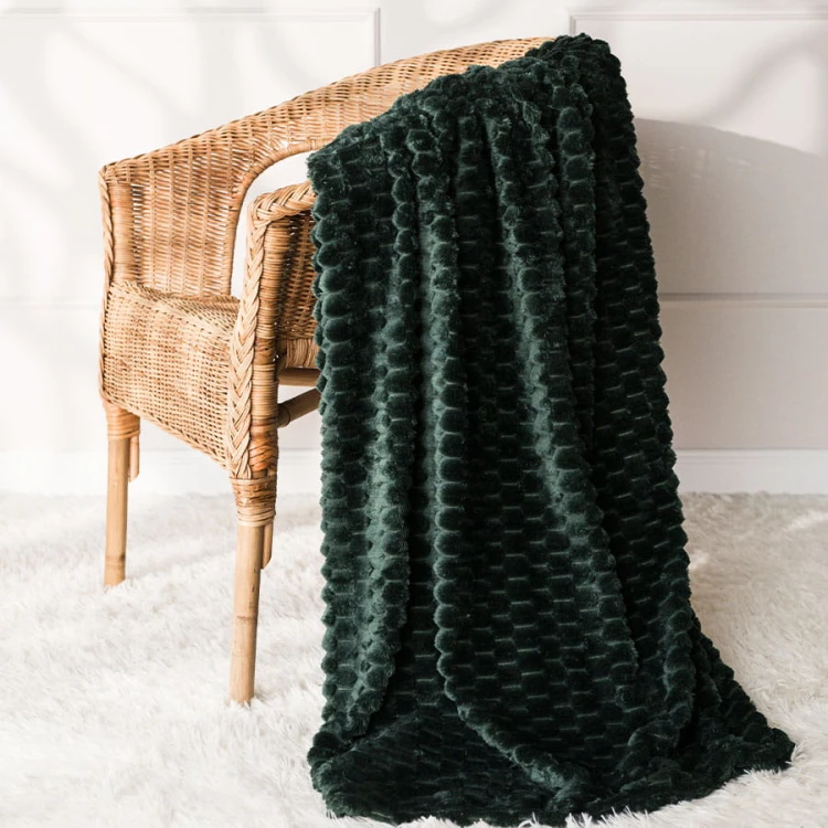 Puszysty Koc super soft - 200x220 cm ciemno zielony