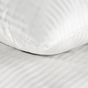 KOMPLET POŚCIELI - adamaszek satynowy - 220x200 NA ZAMEK biała