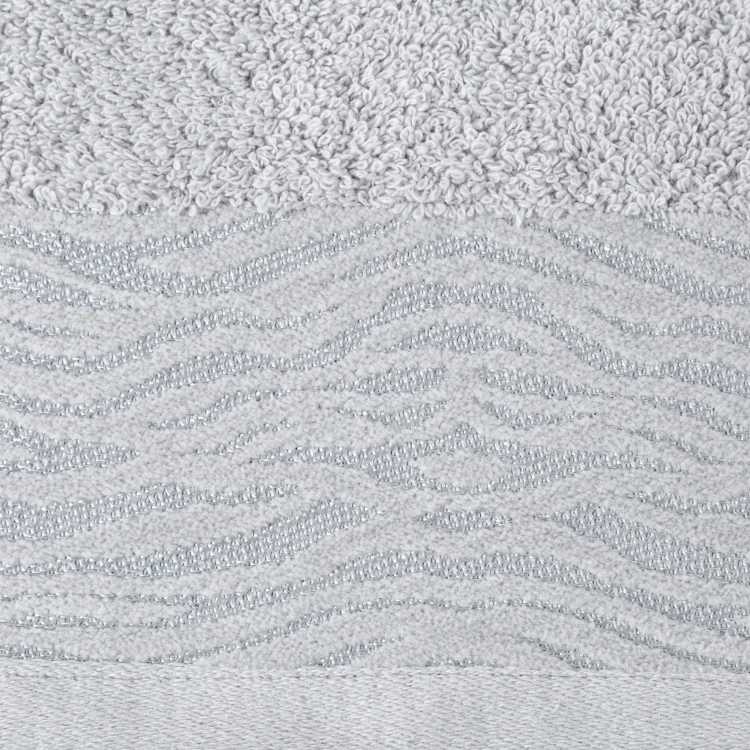 Ręcznik - dafne - 70x140 żakardowy z elegancką bordiurą srebrny