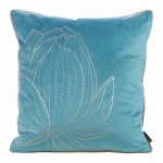 limited collection -POSZEWKA DEKOR - lotos - VELVET 45X45 ZŁOTY nadruk   